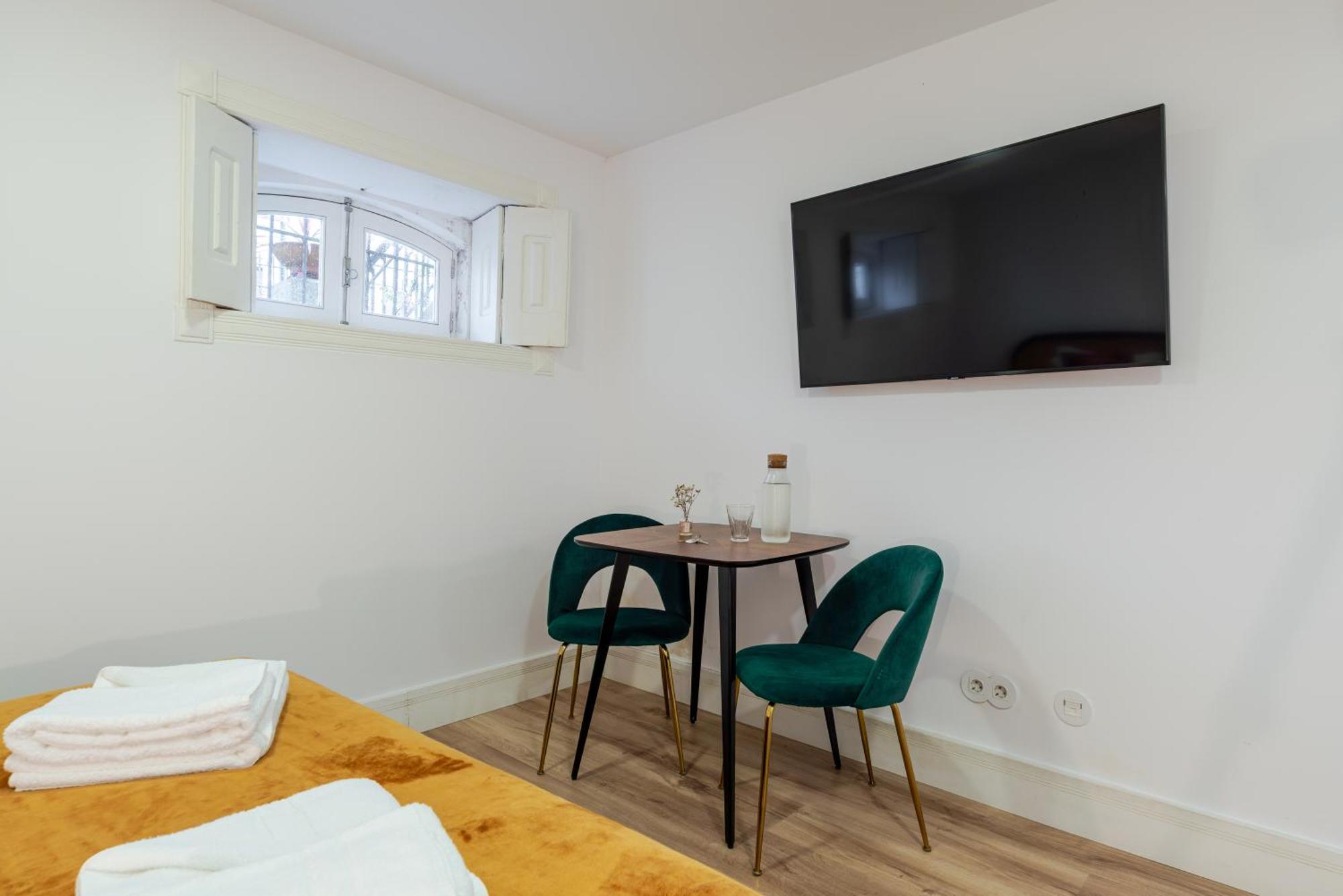 Casa D'almeida By Stories Oporto